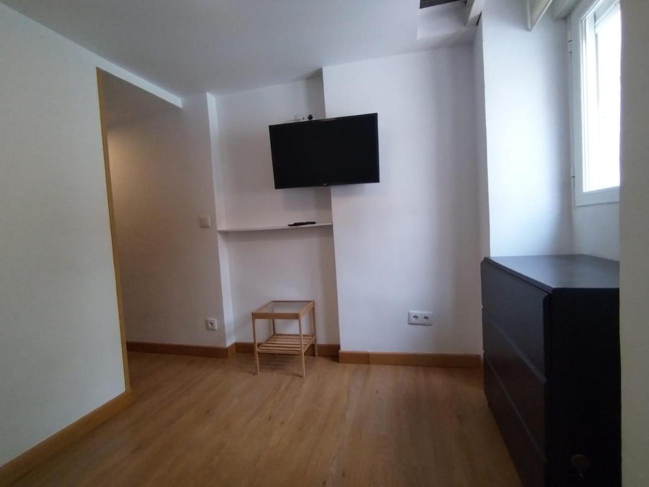 Apartamento Para 2 - Puerta Del Sol Madrid Esterno foto